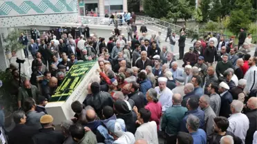 Usta Oyuncuya Veda: Ödülü Çocuklarına Verildi