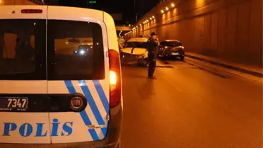 Adana'da Trafik Kazası: 2 Yaralı