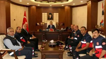 İtfaiye Personelinden Vali Toprak'a Ziyaret