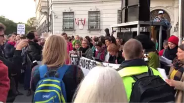 Avusturya'da Hükümet Karşıtı Gösteri - Viyana