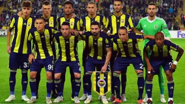 Fenerbahçe Taraftarı, İlk Yarının Bitiş Düdüğüyle Takımı Protesto Etti