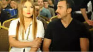 Okan Kurt'tan Boşanan Demet Akalın: Zor Süreçte Hiç Ağlamadım