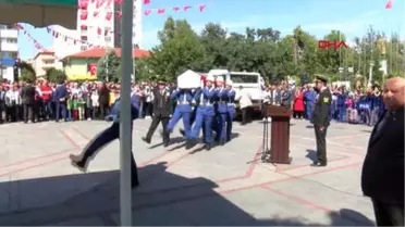 Şehit Uzman Çavuş Ali Hekim'in Annesi Olmadı Böyle Oğlum