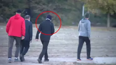 Sabah Yürüyüşü Yapan Milli Savunma Bakanı Akar, Spor Kıyafetleriyle İlk Kez Görüntülendi