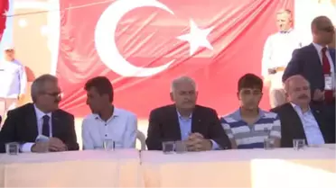 TBMM Başkanı Binali Yıldırım Şehit Hekim'in Ailesini Ziyaret Etti (2)