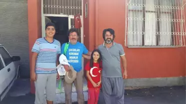 İhtiyaç Sahibi Çocuklara Dikkat Çekmek İçin Yürüdüler