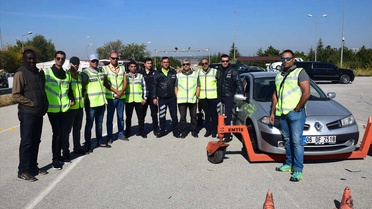 Tunus ve Özbekistan Polislerine Güvenli Sürüş Eğitimi