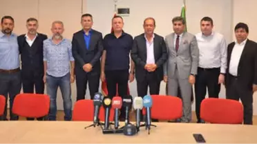Denizlispor'da Yücel İldiz Resmen İmzayı Attı