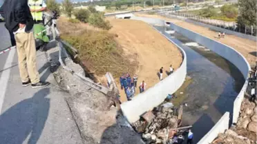 İzmir'de, 22 Göçmenin Öldüğü Kamyon Faciasıyla İlgili 5 Gözaltı (2) - Yeniden