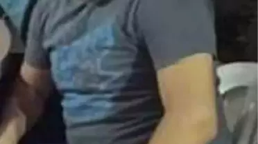 Bileklerini Kesip, Kendini Astı