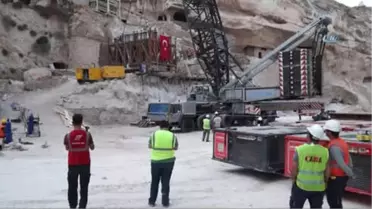 600 Yıllık Hasankeyf Kale Kapısı Taşındı