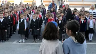 Danıştay, MEB'in Öğrenci Andı'nı Kaldıran Yönetmelik Hükmünü İptal Etti