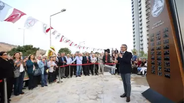 Karşıyaka'da 'Muhtarlar Parkı' Açıldı