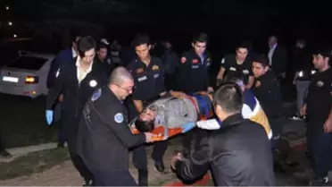 İtfaiye Önündeki Kazada İlk Yardımı İtfaiye Erleri Yaptı