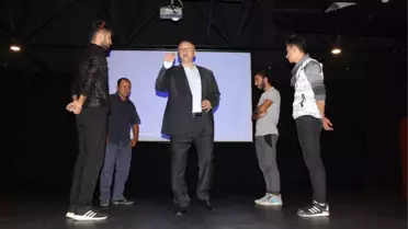 Alanya Belediyesinde 6 Şapka Düşünme Tekniği Anlatıldı