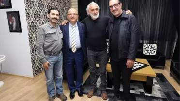 Cem Özer'in Sağlık Durumu ile İlgili Hastaneden Açıklama