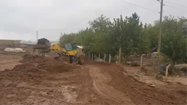Selin Vurduğu Samsat'ta Hasar Tespiti Yapılıyor