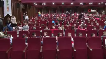 700 Yıllık 'Karagöz' Gölge Olmaktan Çıktı, Perdeye Yansıtıldı