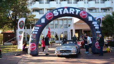 Klasik Otomobiller Cumhuriyet Rallisi'nde Buluştu