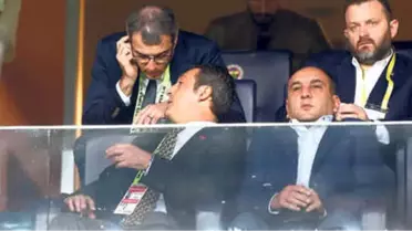 'Cocu Gitsin De, Comolli Niye Kalsın?'