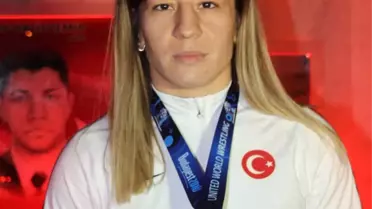 Dünya İkincisi Yasemin Adar'a Fair-Play Ödülü