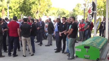 Yeni Doğan İkizlerine İsim Veremeden Ölen Şule Öğretmen Son Yolculuğuna Uğurlandı