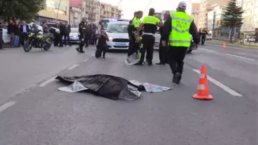 Uşak'ta Resmi Aracın Çarptığı Yaşlı Adam Öldü