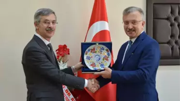 Diş Hekimliği ve Mühendislik Fakültesinde Görev Değişimi