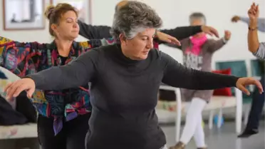 Yenimahalle'de İkinci Bahar Merkezlerinde Dans Kursları Başladı