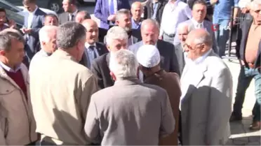 Ankara Büyükşehir Belediye Başkanı Mustafa Tuna, Esnaf Ziyaretinde Bir İlkokula da Uğrayarak,...