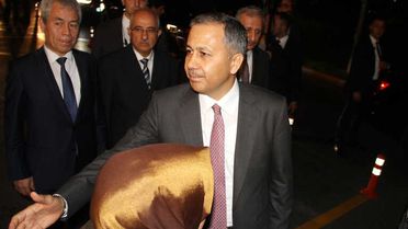 İstanbul'un Yeni Valisi Ali Yerlikaya Kente Geldi