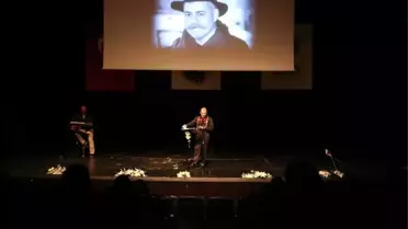 Maltepe'de Şiir Dolu Akşam