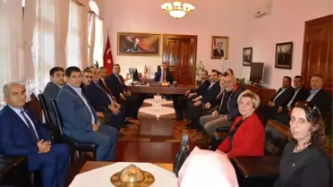 AK Parti Edremit İlçe Yönetiminden Kaymakam Sırmalı'ya Ziyaret