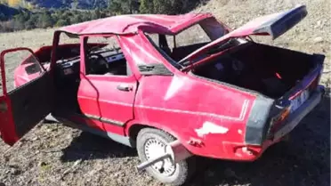 Lastiği Patlayan Otomobil Takla Attı: 2 Yaralı