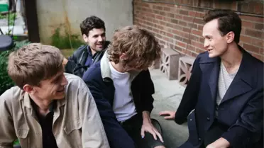Ought Post-Punk Sound'uyla Babylon'da