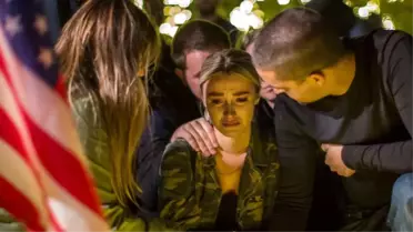 Las Vegas'ta Katliamdan Kurtuldu, California'daki Bar Saldırısında Hayatını Kaybetti