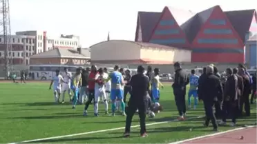 Ağrı'da Stadyumun Açılış Maçında Olay Çıktı