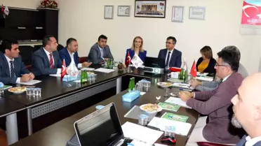 Gaziantep'teki Oda ve Borsa Yöneticileri Nizip'te Buluştu