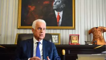 Derviş Eroğlu: Rum'da 'Türkleri Kendi Bünyemize Alabiliriz' Düşüncesi Olabilir