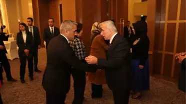 Vali Kamçı'ya Duygu Dolu Veda Yemeği