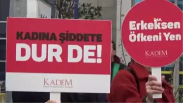 Metroda Başörtülü Kadına Saldırdığı İddia Edilen Sanık: 'Tükürmedim'