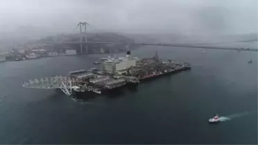 Dünyanın En Büyük Gemisi İstanbul Boğazı'ndan Böyle Geçti
