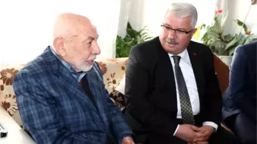 Yozgat'ta Emekli Öğretmene Vefa Ziyareti