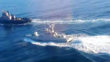 Ukrayna Gemileri Kerç'ten Ayrılıyor