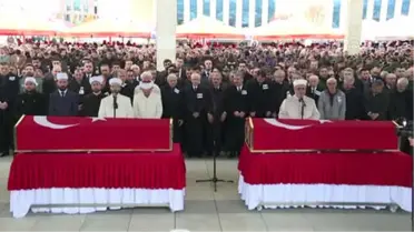 Sancaktepe'de Askeri Helikopterin Düşmesi - Şehit Şaylan ve Bekli Son Yolculuğuna Uğurlandı (2)