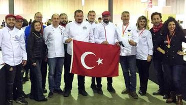 Türk Aşçılar Lüksemburg'da Büyük Başarı Kazandı
