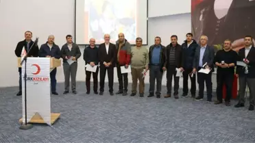 Kızılay, Bağışçılarını Madalya ile Ödüllendirdi