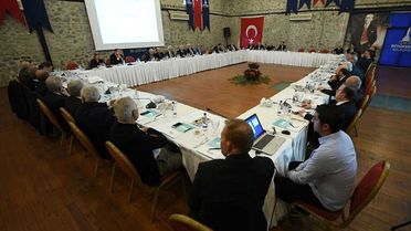 İzmir Hedef Büyüttü