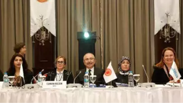Mardin'de 'Siyasette Kadın Çalıştayı' Başladı
