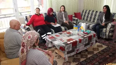 Başkan Eşinden Anlamlı Ziyaret